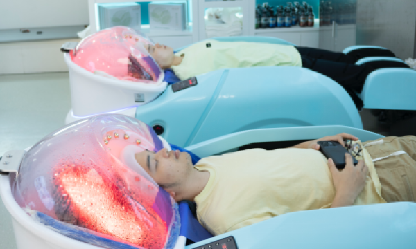 易智美智能洗护机器人:以科技与草本之力,重塑头皮健康新标准