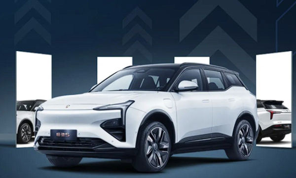 恒大汽车两年亏掉840亿 恒大高管年薪过千万？官方回应