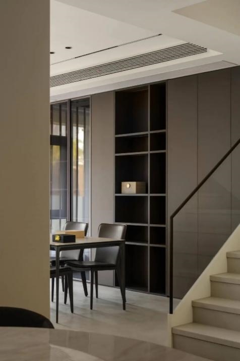 2025021015201556.005